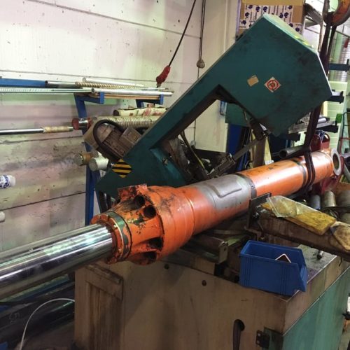 Honing of Hydraulic Cylinder Tube